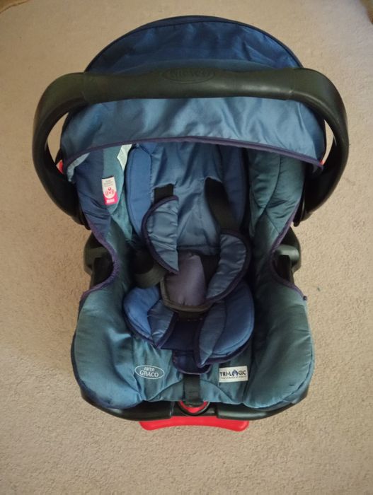 Автолюлька Graco Akta(до 1 року)