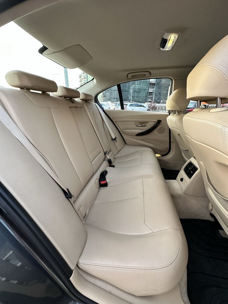 BMW 320d Auto Luxury Line
