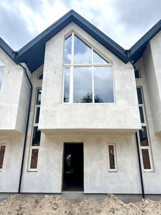 Продам таунхауз в Соснівці, м-н Лісовий