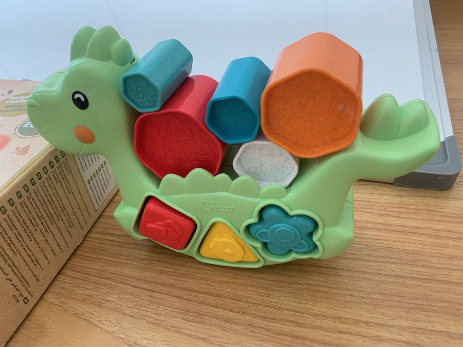 Brinquedo chicco encaixe