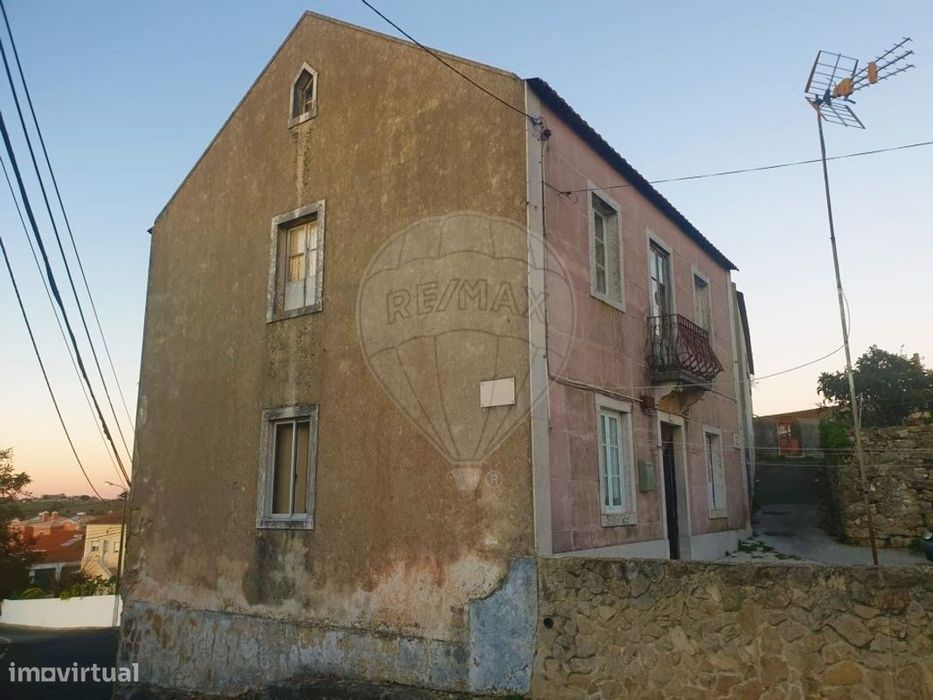 Moradia T4 para venda