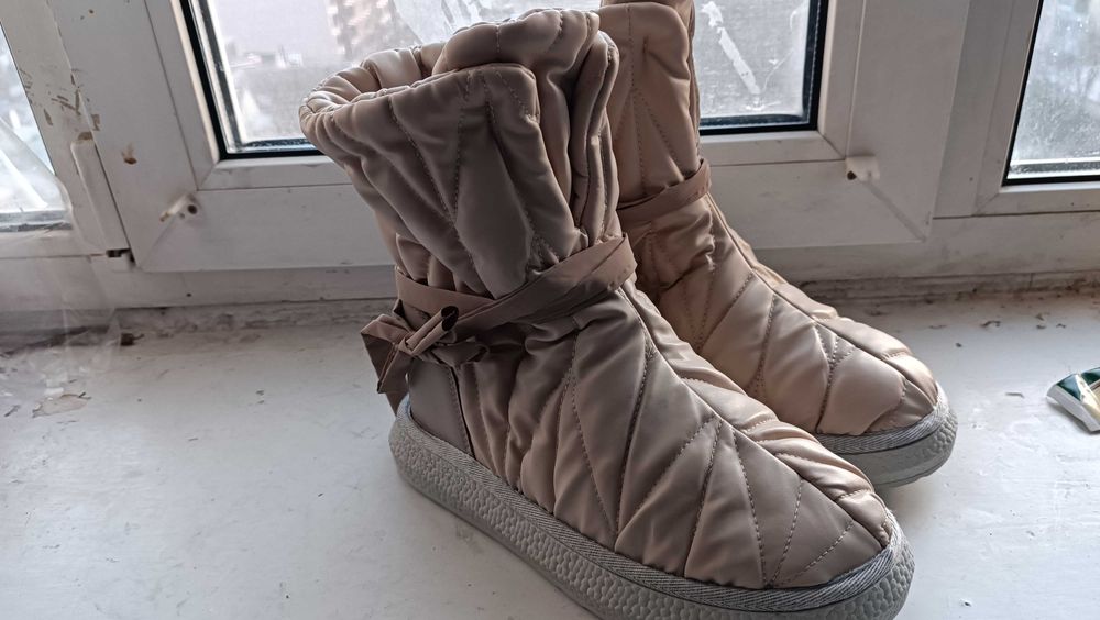 Нові черевики дутики зимові водонепроникні D'ALICIA SHOES.Р 37.24 см