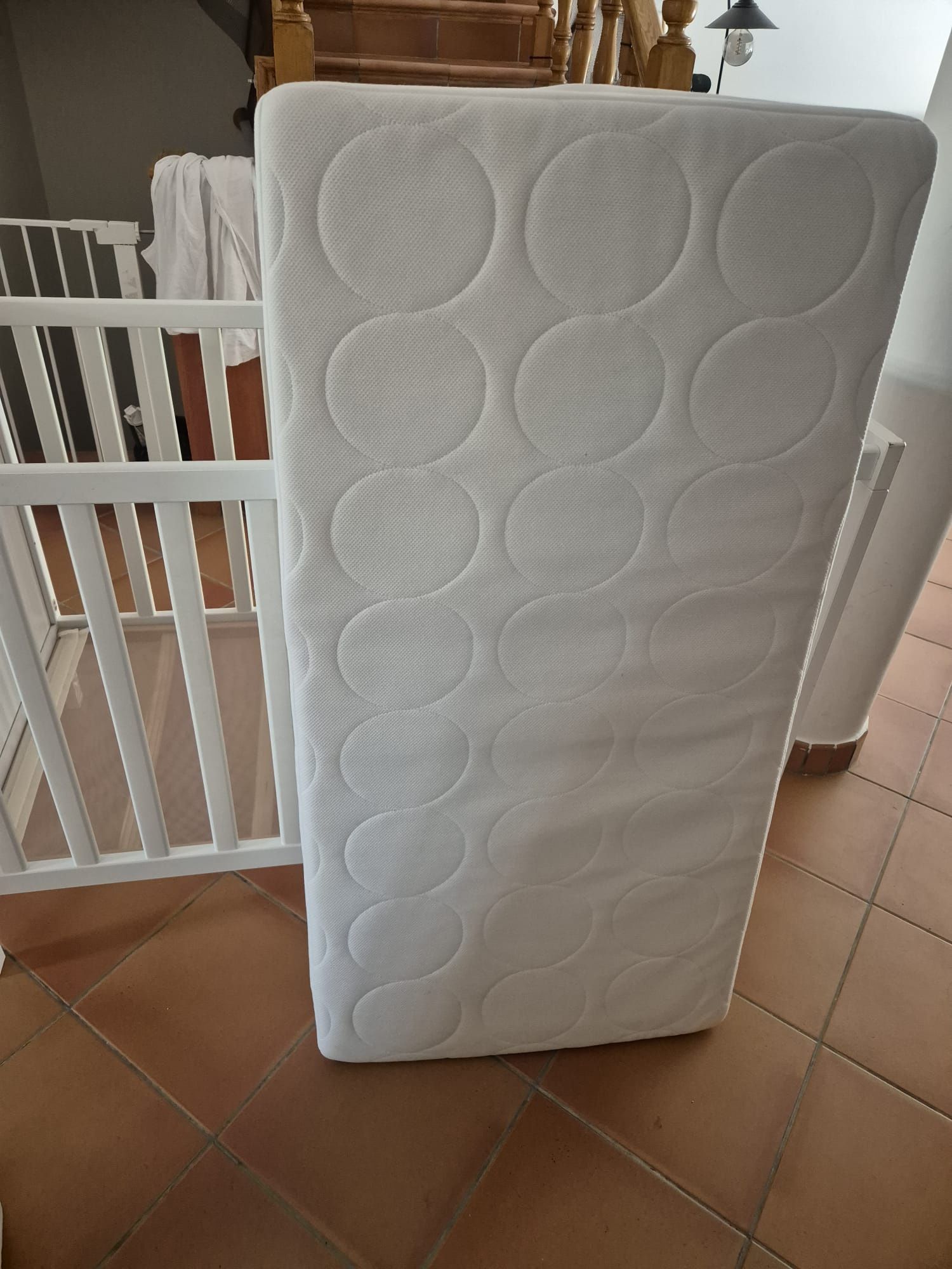 Berço de bebé IKEA completo