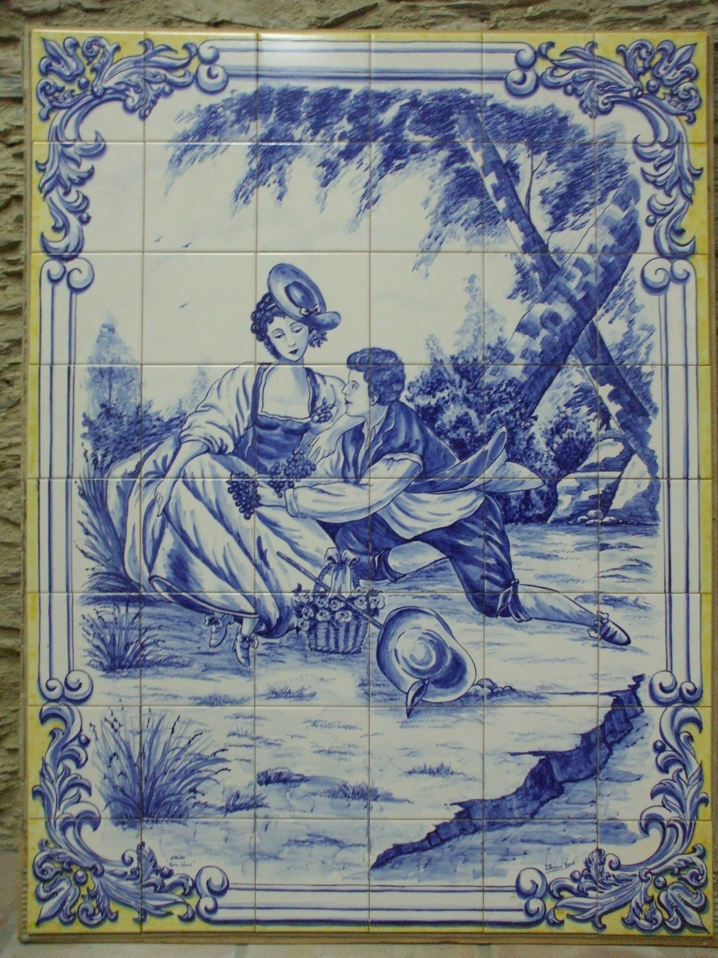 Painéis de azulejos em azul e a cores, campestre