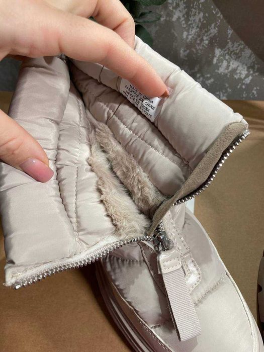 Зимові утеплені черевики дутики