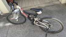 Bicicleta Berg Blast 245 Junior
Roda 24
Criança ate 1.55m
Bom estado
C