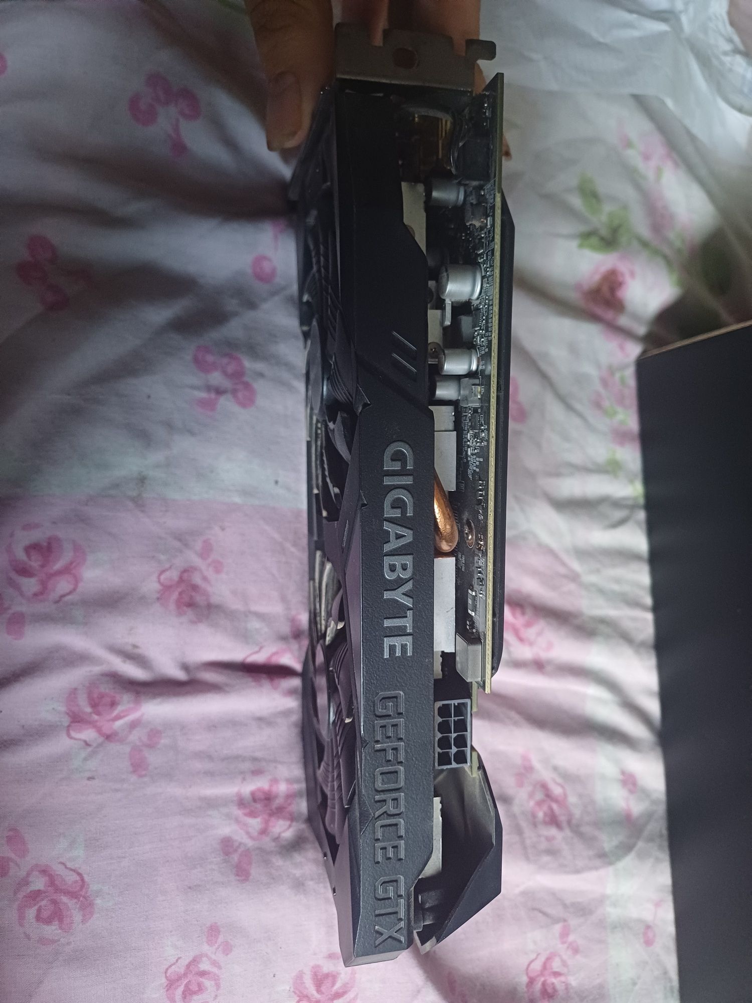 Продам відіокарту GIGABYTE GeForce GTX 1650 4GB