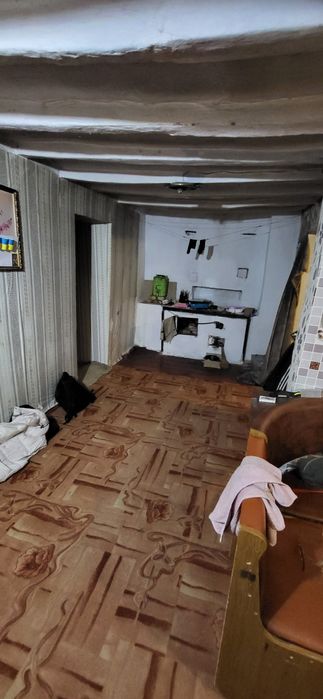 Продам дом в жилом состоянии.