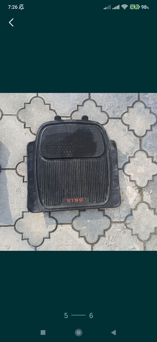 Продам комплект килимів в авто