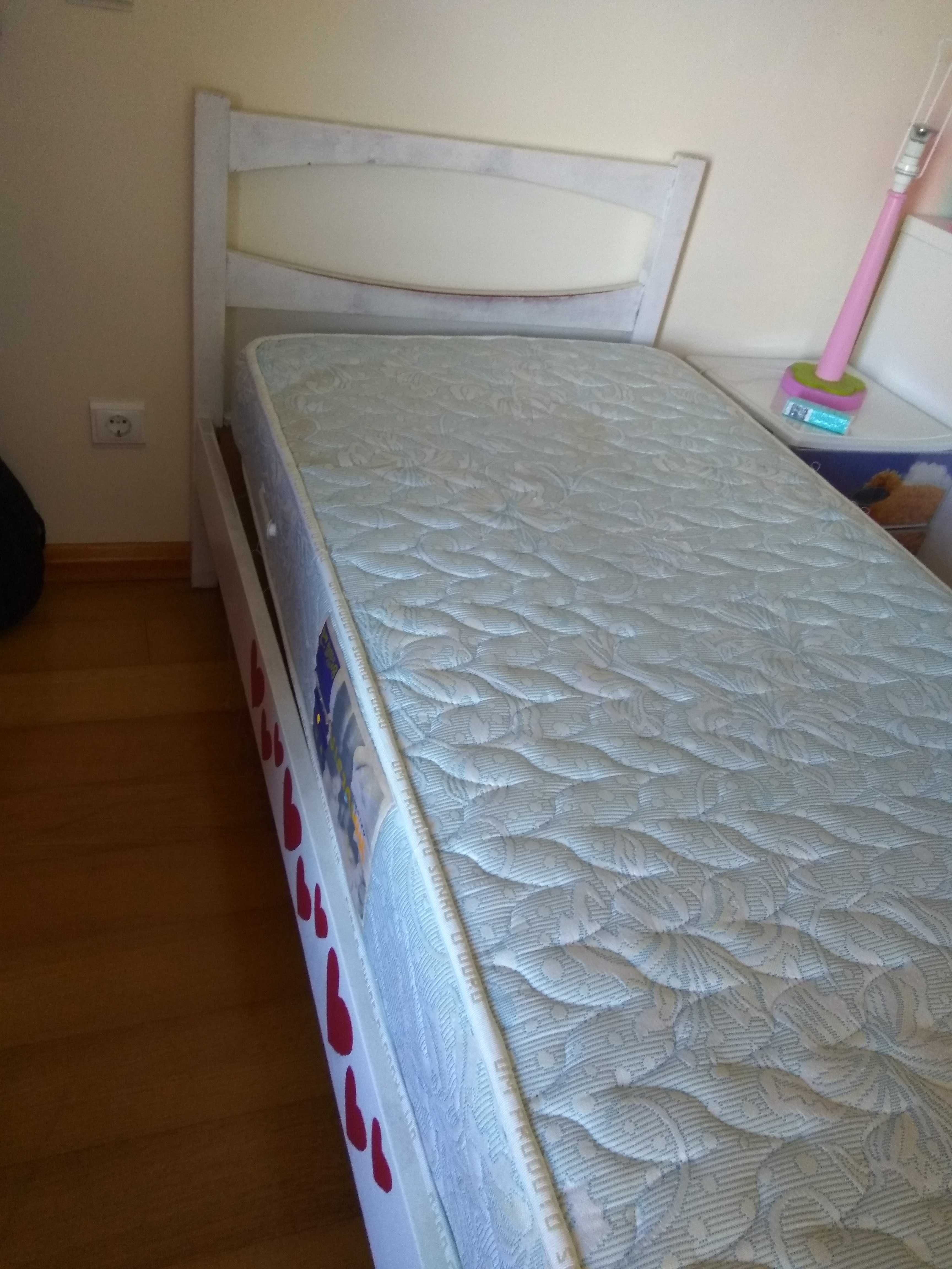 Vendo cama de criança