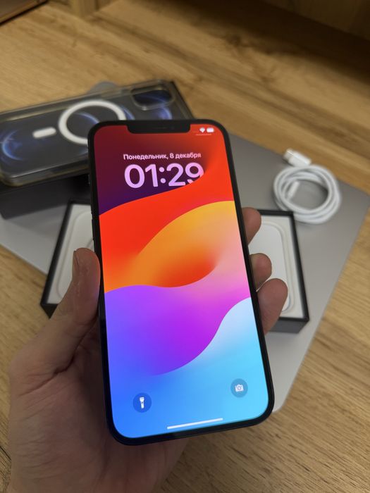 Телефон Apple iPhone 12 Pro Max 128 Gb Neverlock Pacific Blue акб 71%