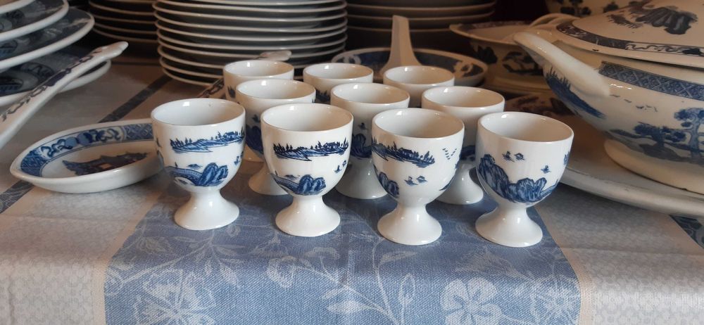 Serviço jantar oriental (Macau)