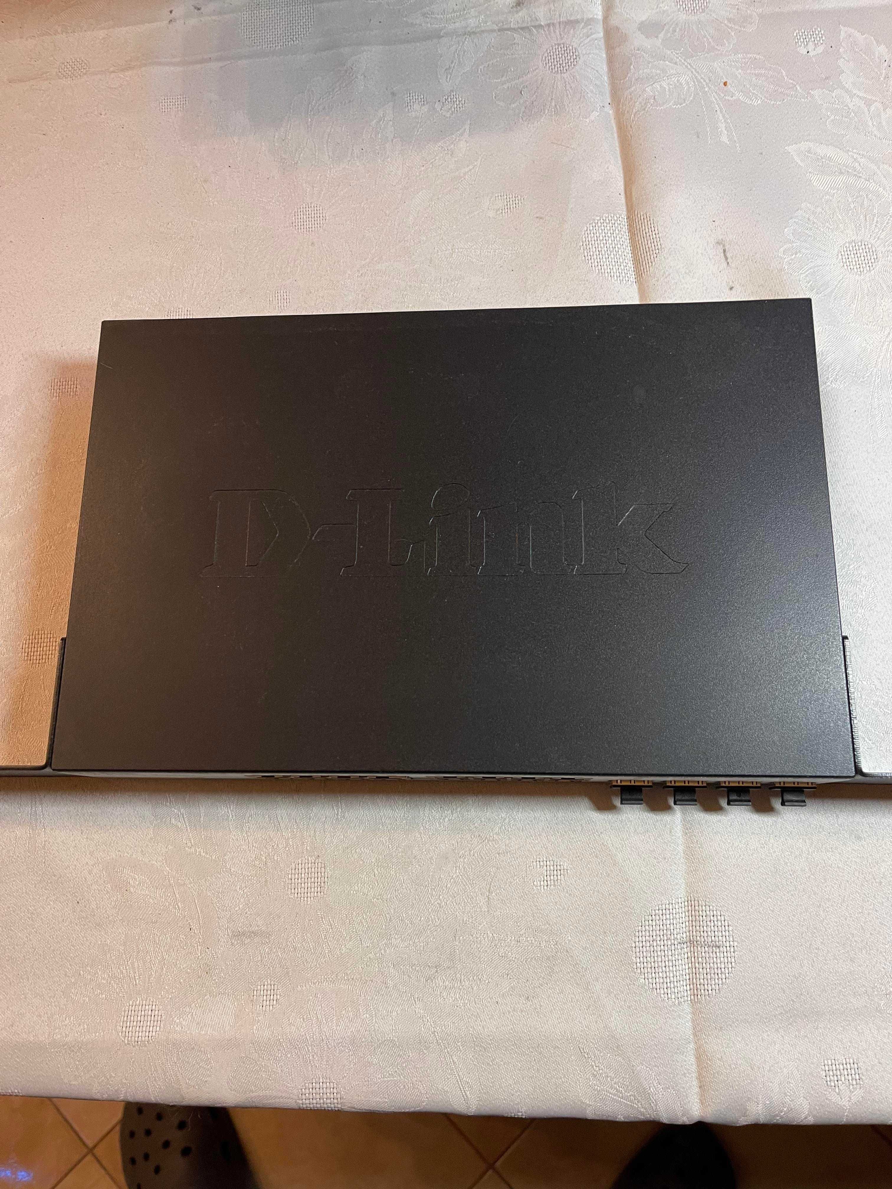 D-Link 20-Port Layer2 Smart Managed Gigabit, mało używany, Okazja !