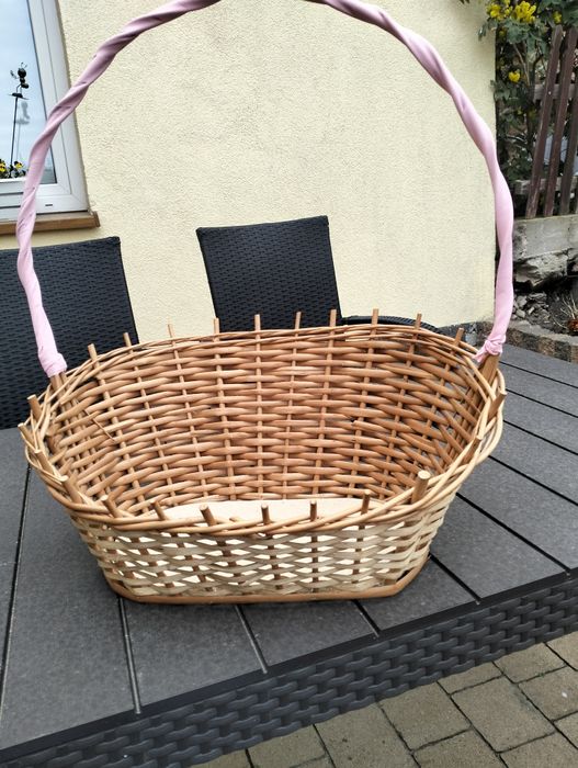 Oddam kosz wiklinowy