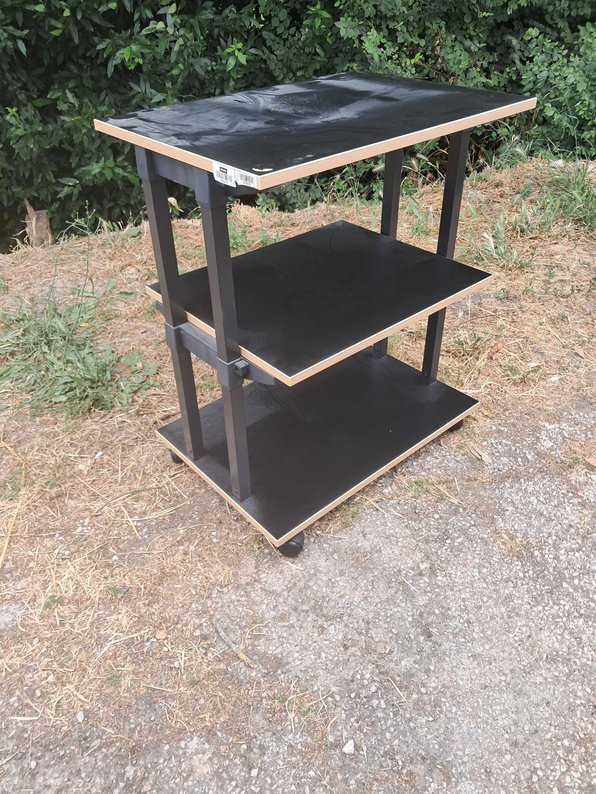 Mesa de apoio/printer.