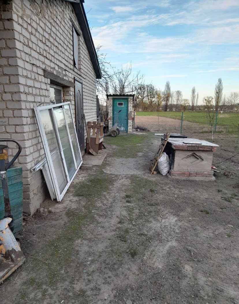 Продам будинок 100 м.кв. в селі Пашківка.Газ,сад,город,28 соток