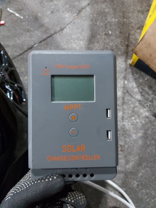 Контролер сонячних панелей MPPT Keeper 1230 30A