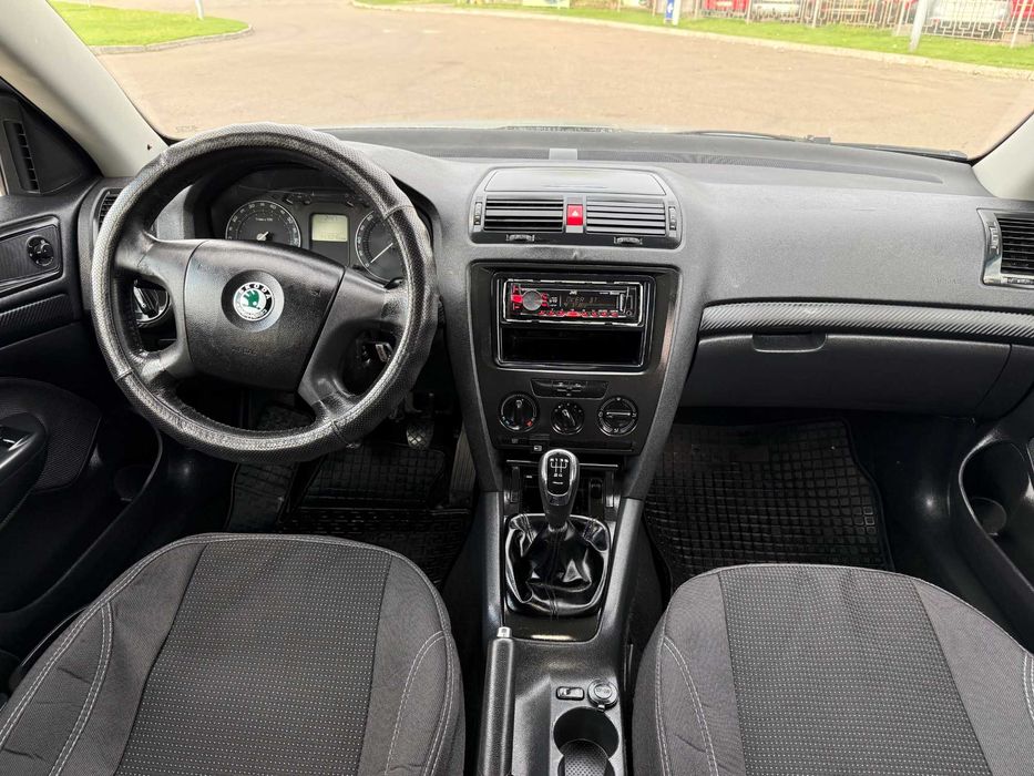 Продам SKODA Octavia а5 2006р 1.6газ-бенз