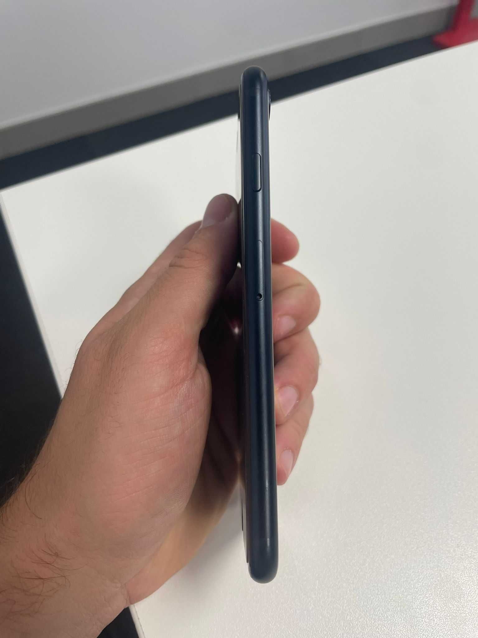 Iphone SE - 64GB