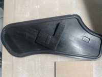 Защита заглушка двери правая audi q5 8r0839916d 8R0837916D