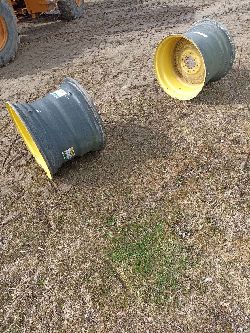 Felgi wzmocnione leśne 20x26 23.1R26 John Deere 26XDW20 para 520/620