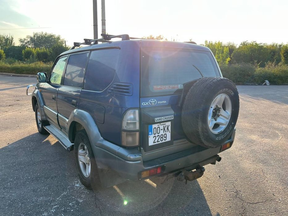 Toyota Land Cruiser Prado 90