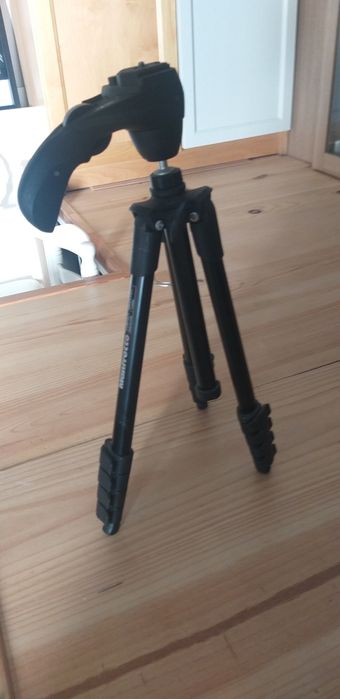 Tripé Manfrotto excelente estado