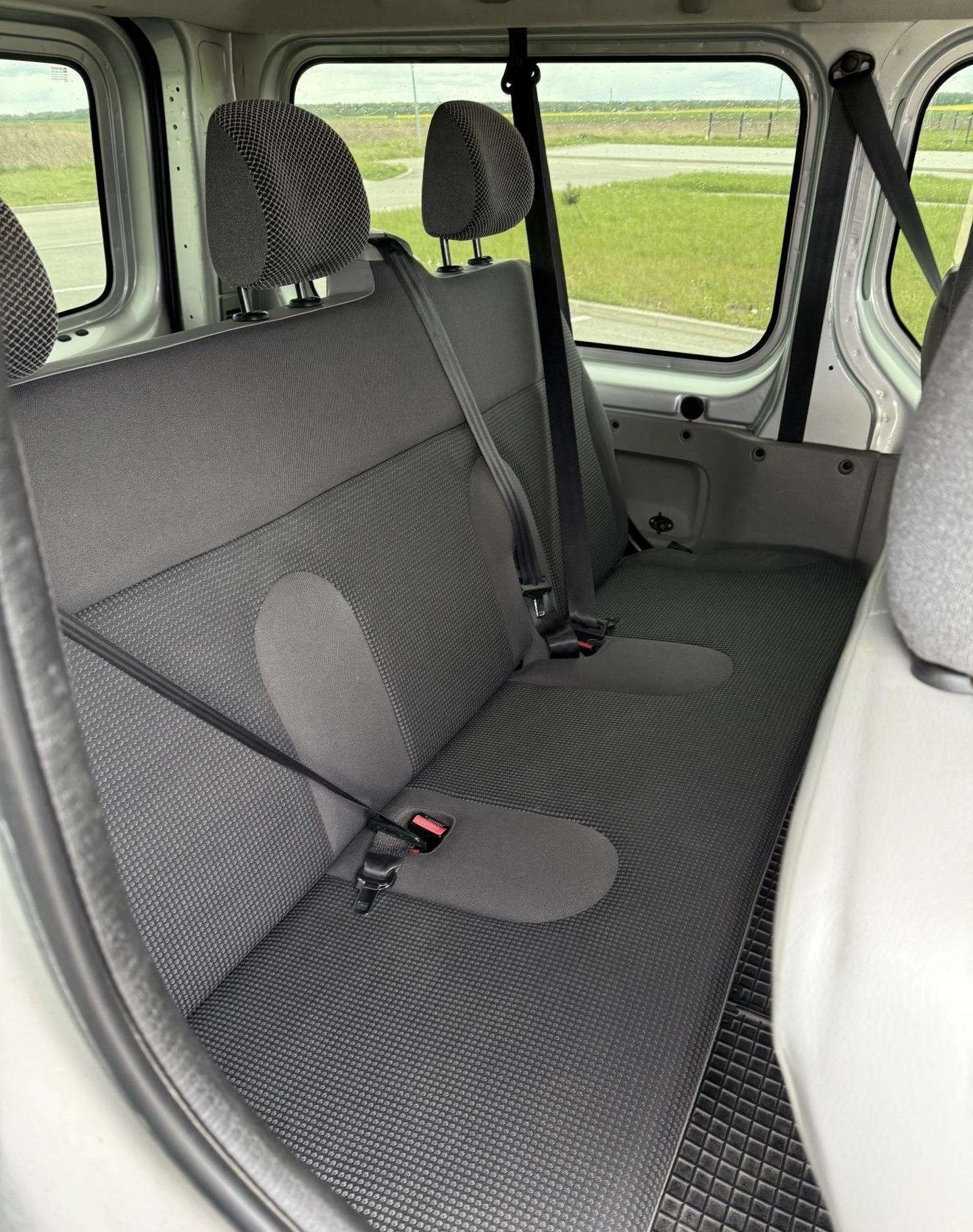 Продаж Opel Vivaro 2012