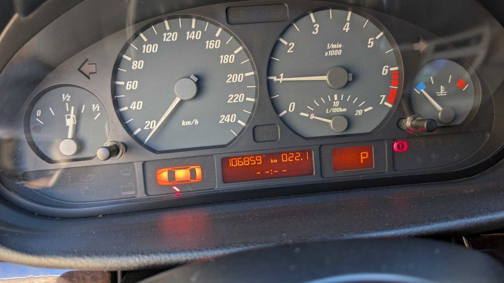 Cabrio Bmw 320CI impecável  6cyl