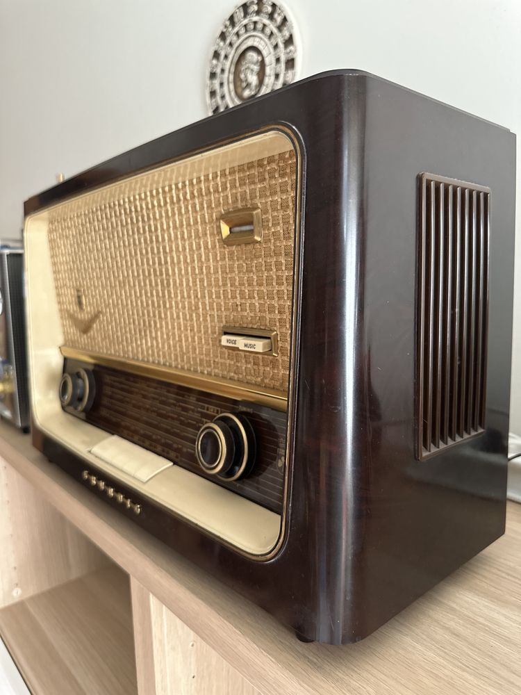 Rádio vintage grundig