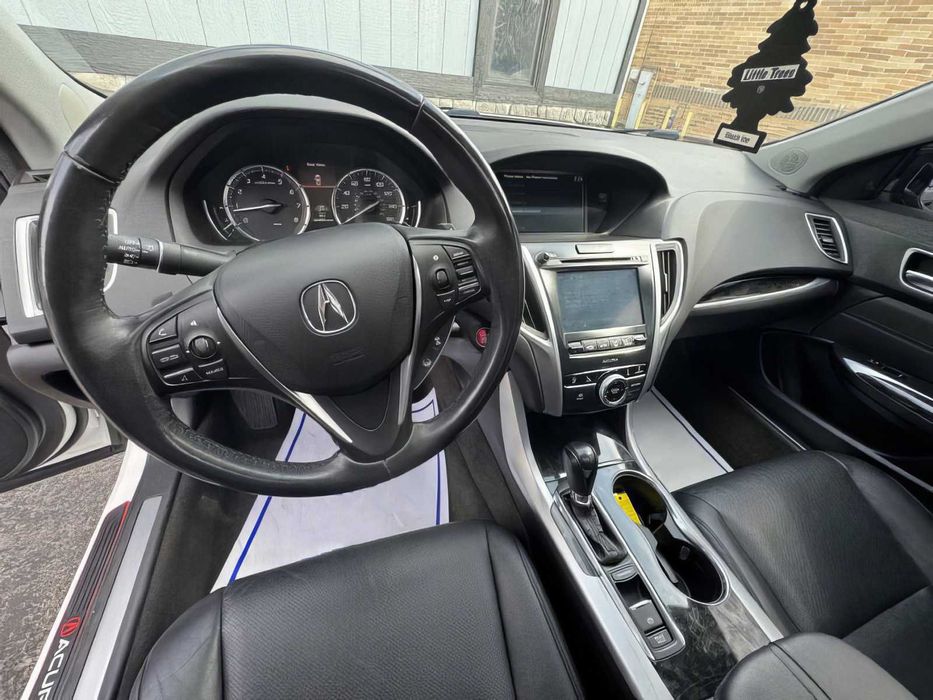 Acura TLX      2018