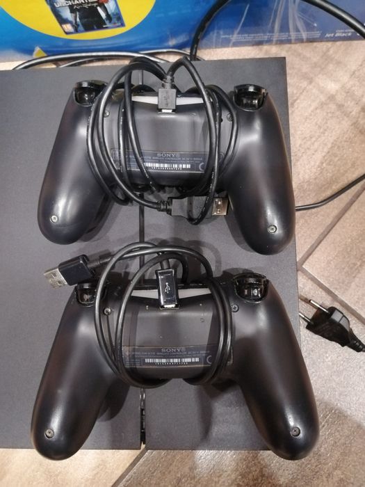 Konsola PlayStation 4, 1TB + Fifa 14,15,16,17,18,19,20,21,22,23,24,