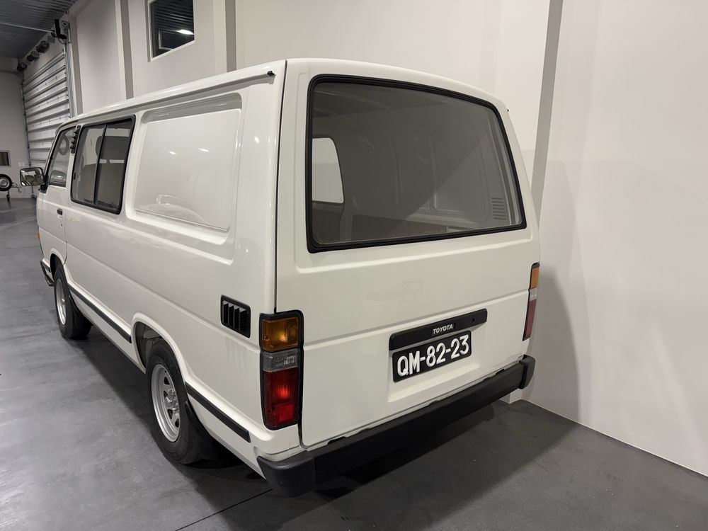 Toyota haice lh51 como nova