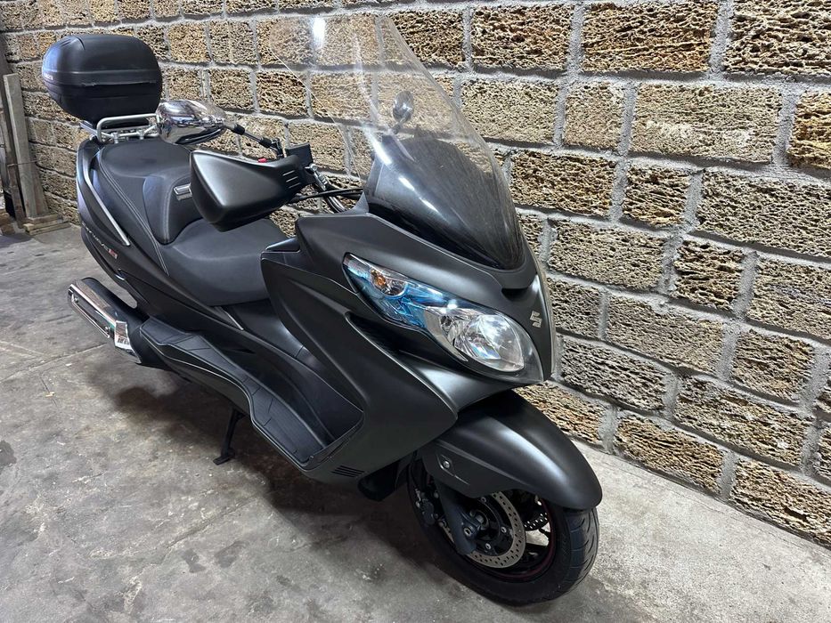 Skywave 400 Сузукі Скайвей