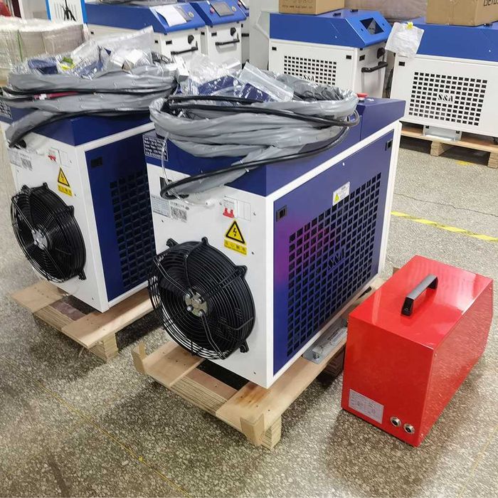 Maszyna do spawania, czyszczenia i cięcia laserowego LASER CLEAN 1500W