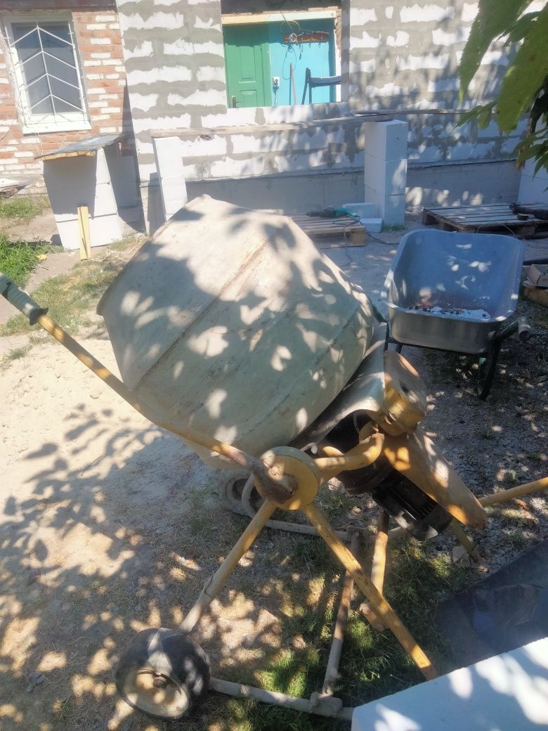Оренда бетономішалки