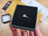 Anel de diamante moissonite com certificado GRA