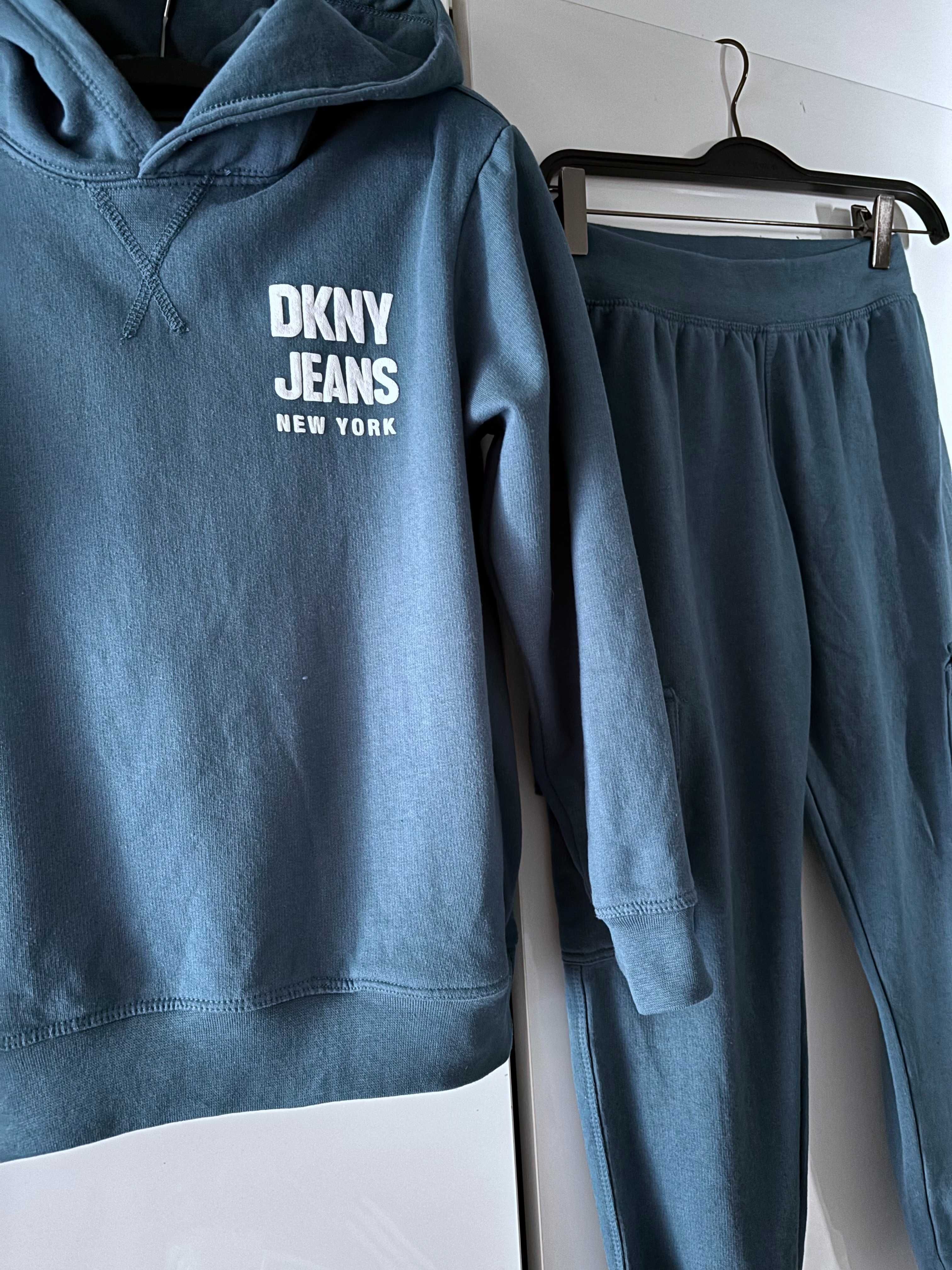 Dres bluza i spodnie z kieszeniami DKNY Jeans NOWY, 134 140