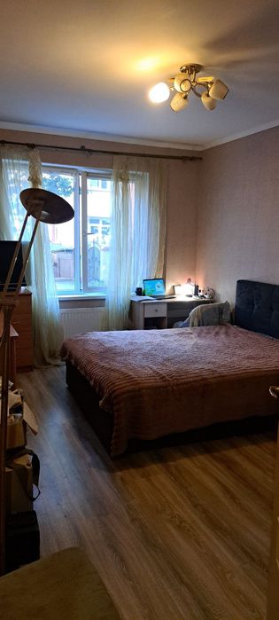 ЖК Радужный Продам 1 ком кв-ру с лоджией из кухни.Таирова