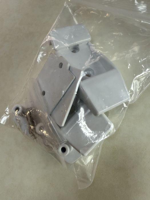 Fiamma uchwyty ścienne do markizy