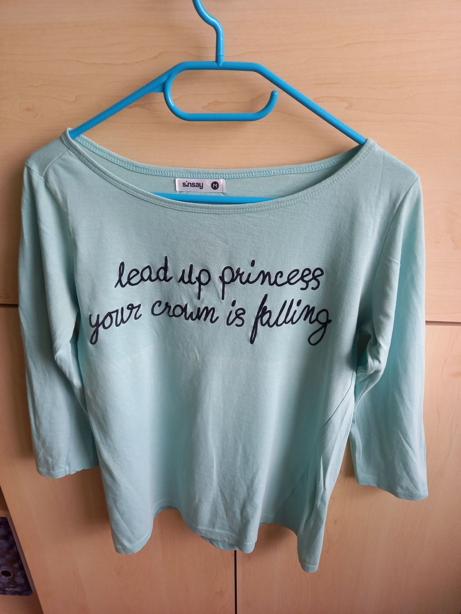 T-shirt rękaw 3/4  Sinsay