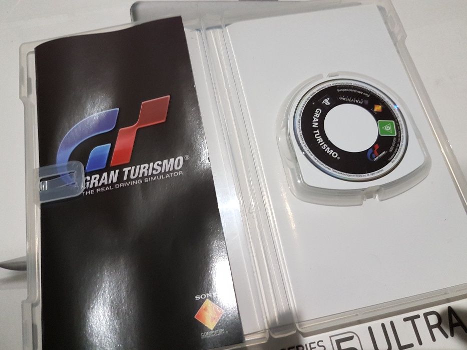 PSP: Gran Turismo Essentials