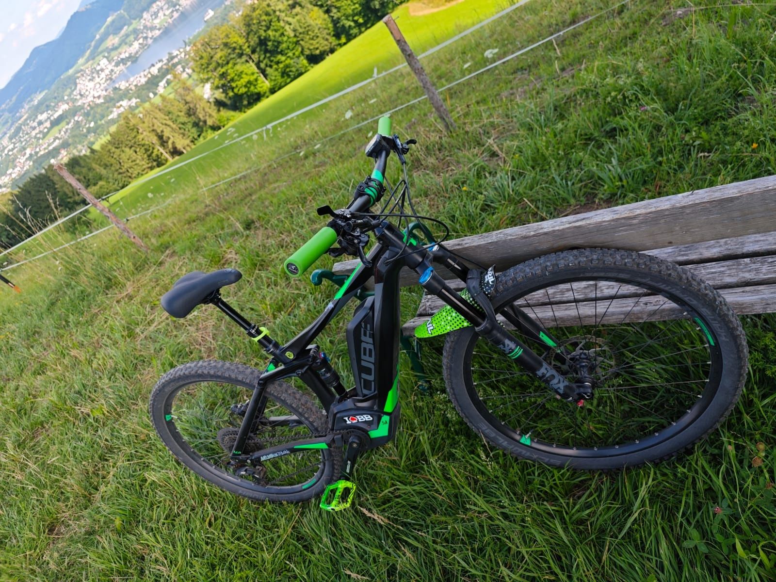 Rower elektryczny CUBE STEREO RACE 140 e-bike
