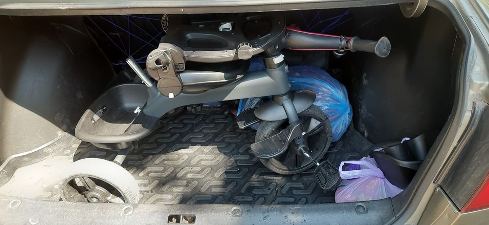 Детский трехколесный велосипед