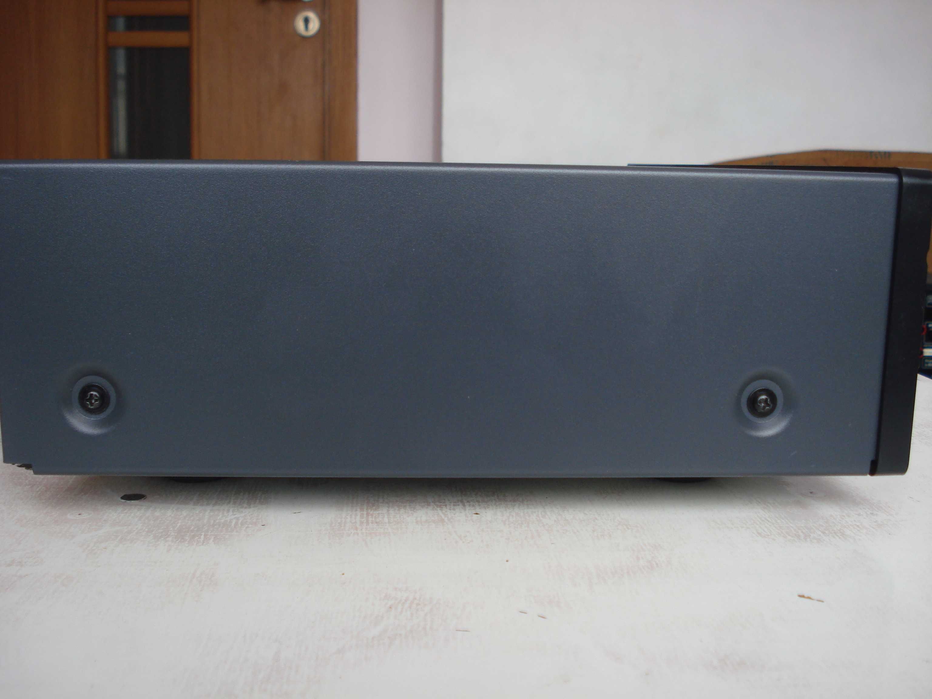 Підсилювач NAD c325bee