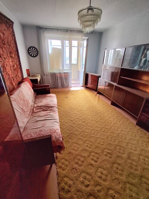 Сдається  з 25 жовтня 1к.кв. вул.Космонавтів 98