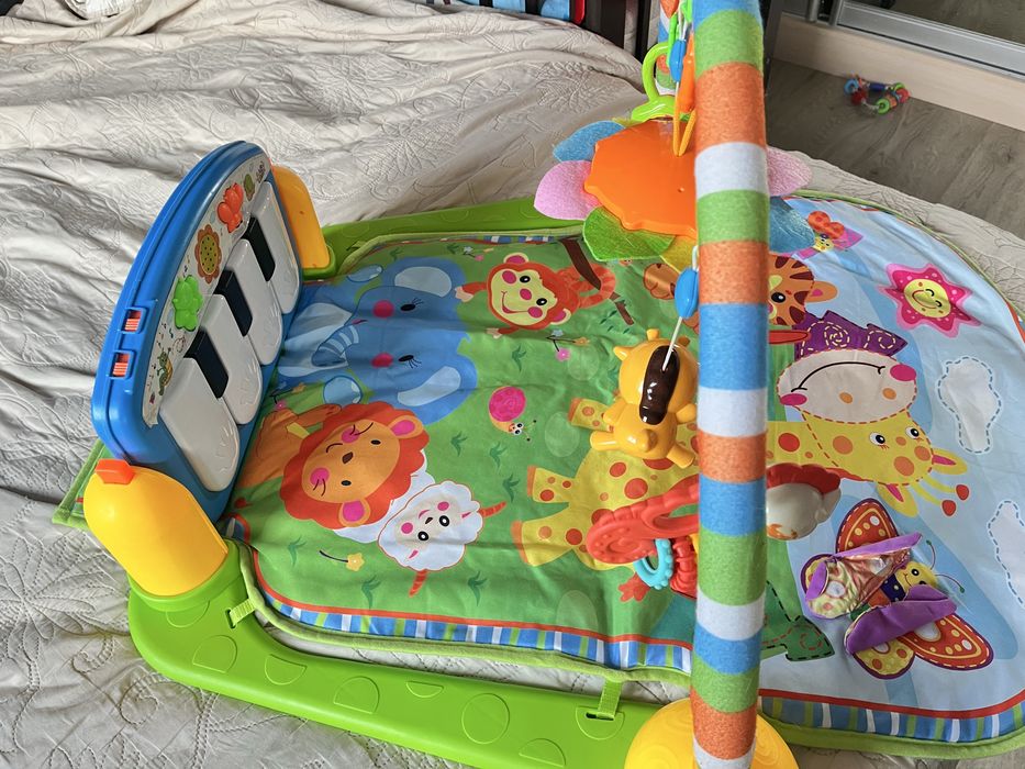 Великий, музичний килим для розитку немовля з 3 місяців