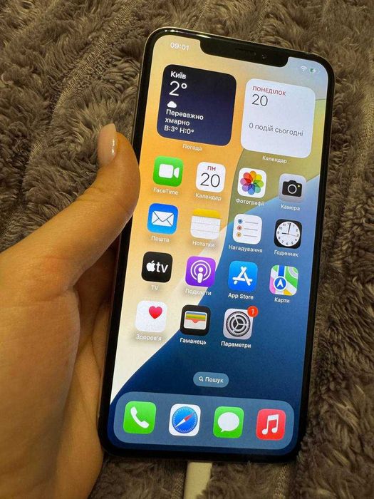 Продаю iPhone xs max 256gb
