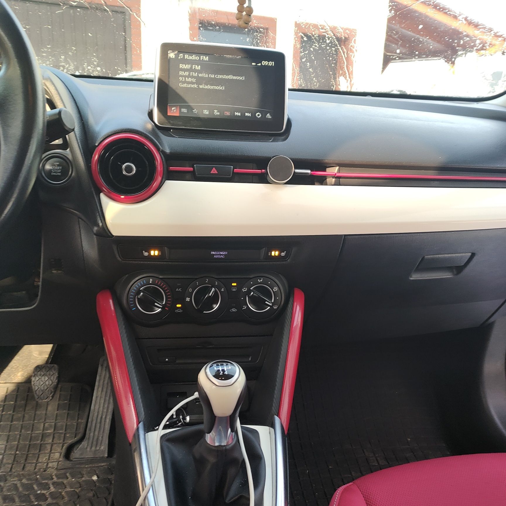 Mazda 2 SKYACTIV-G 90 Red Edition