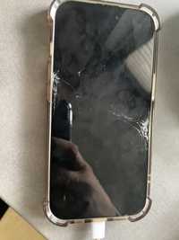 Iphone 15 telefon uszkodzony